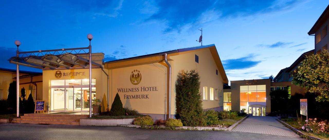 Hotel Frymburk Exterior photo